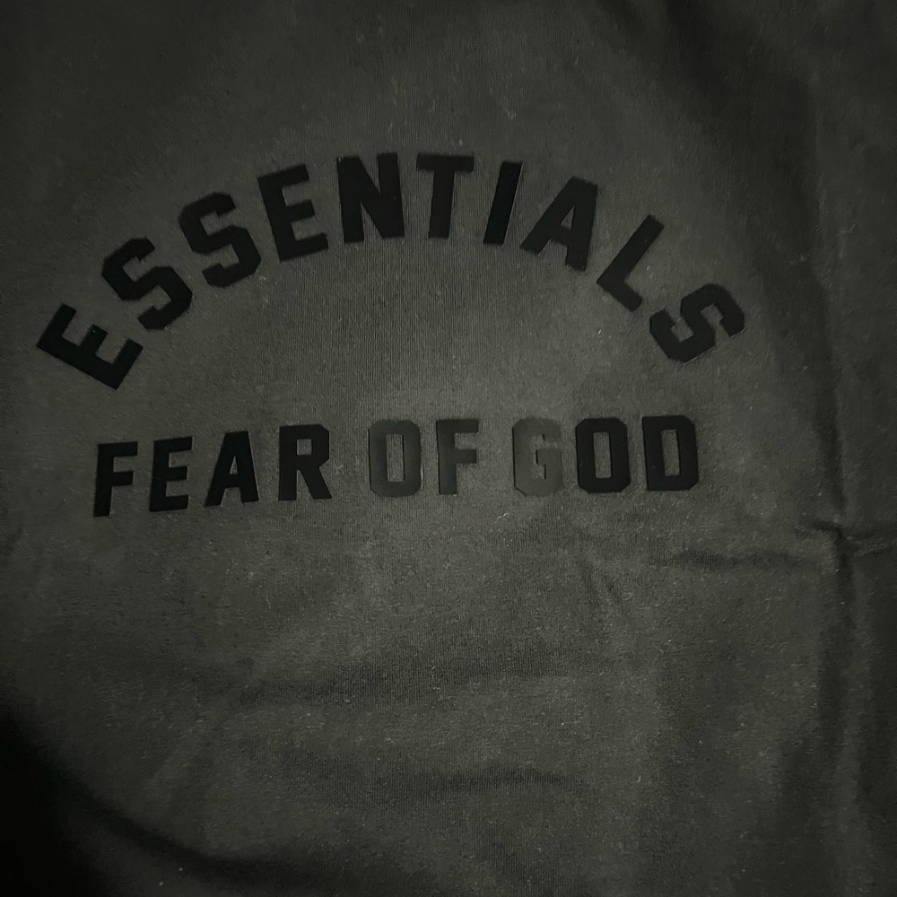 Essentials fear of god jet black T shirt brand new with tag